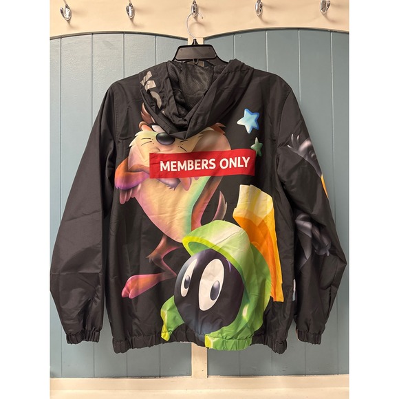Members Only Looney Tunes Bugs Bunny Jacket Windbreaker Black - Picture 1 of 4